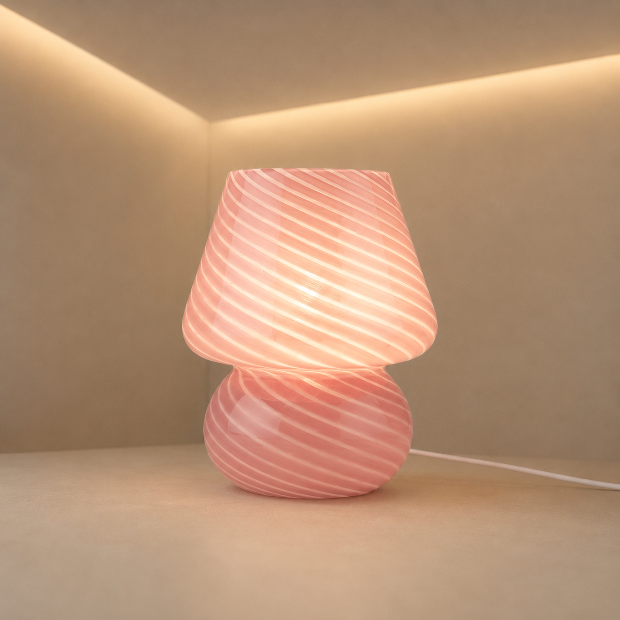 Lexion Opal™ Glass Table Lamp