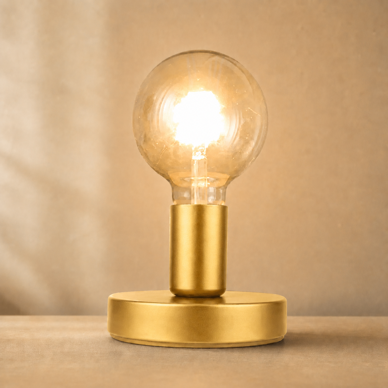 Lexion Bulb™ Industrial Table Lamp